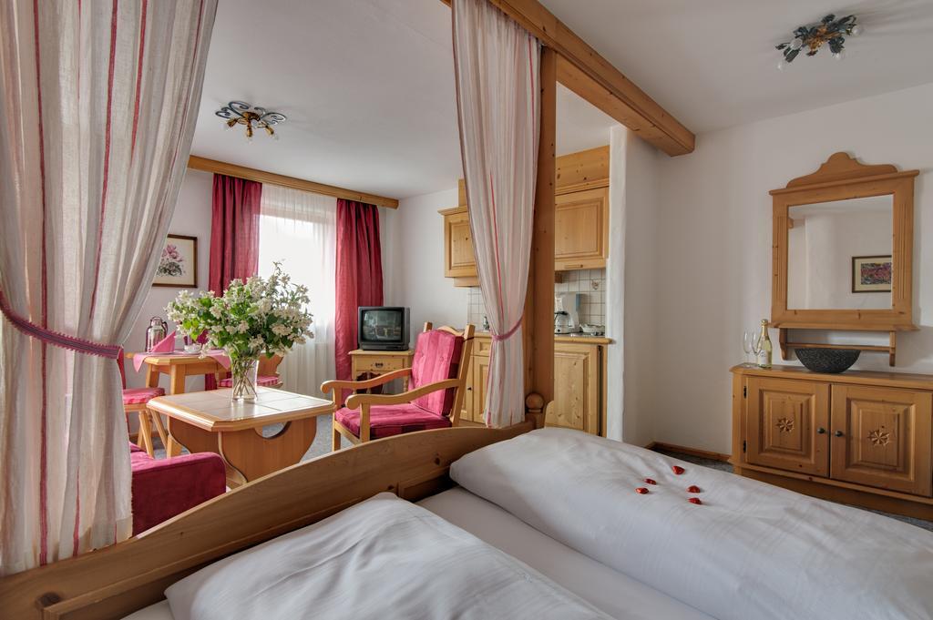 Parkhotel Living Bayersoien エクステリア 写真
